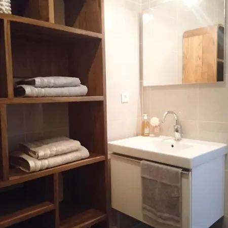 Apartamento 'l'elegant' Centre, Parking Prive, Clim, Terrasse