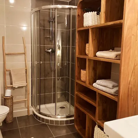 Appartement 'l'elegant' Centre, Parking Prive, Clim, Terrasse